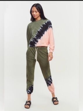 Electric & Rose Tie Dye Pullover Sweatshirt Sage Pink Onyx S